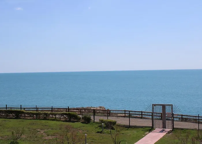 Апартаменты Seteosoleil Сет