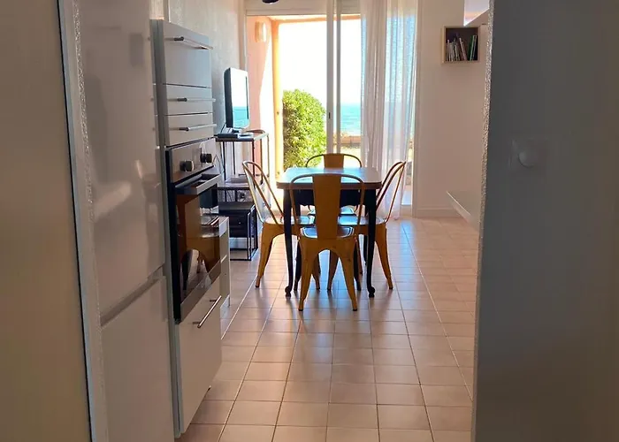 Апартаменты Seteosoleil Сет