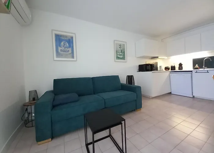 Апартаменты Seteosoleil Сет